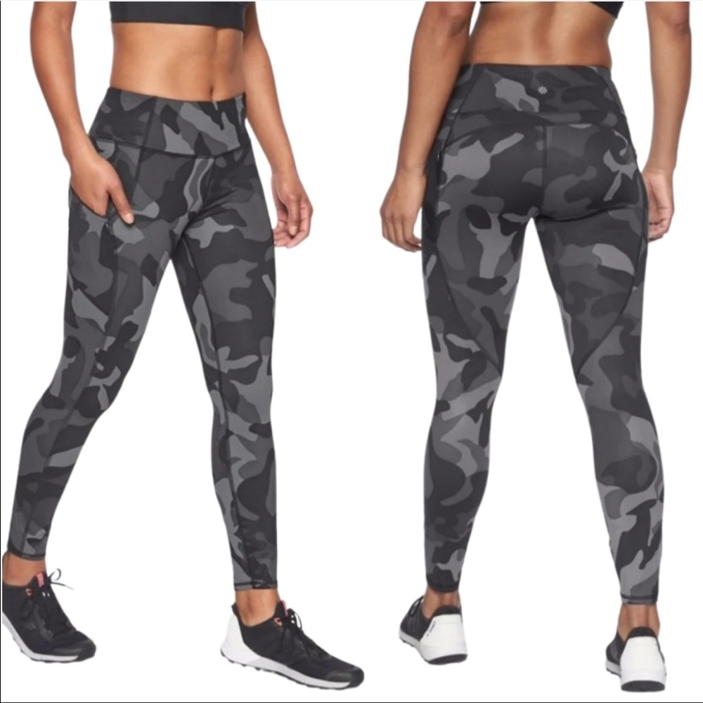 Athleta camo 7/8 cropped tight leggings 'Contender' Gray & black / Women's Med